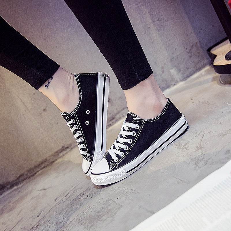 Classic Canvas Sneakers – Unisex & Stylish