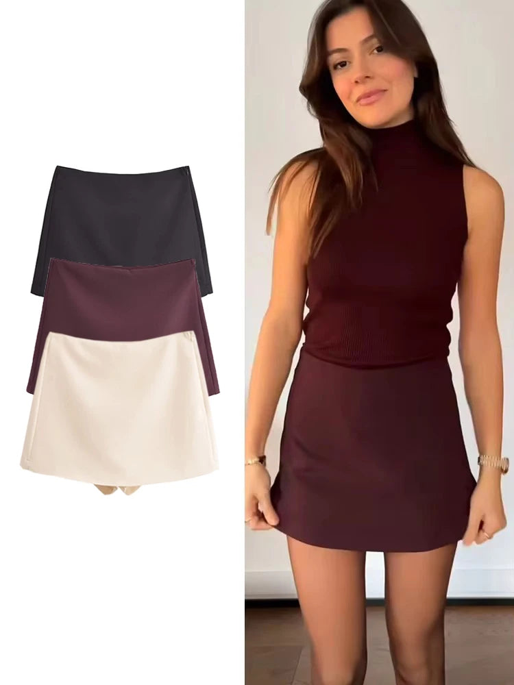 Chic Side-Zip Skort – Where Streetwear Meets Sophistication