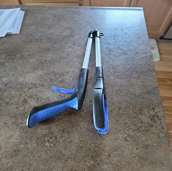 Grabber for hard-to-reach places
