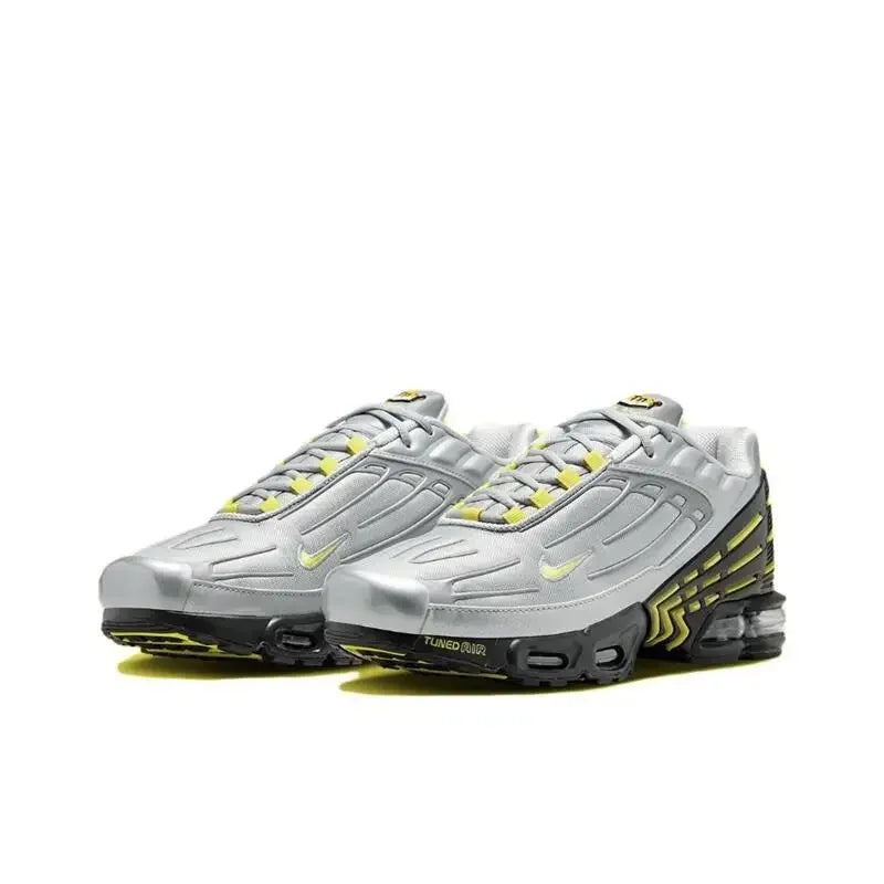 Nike Air Max Plus Tn 3 Sneakers – Cushioned Running Shoes in Bright Black & Fluorescent Green